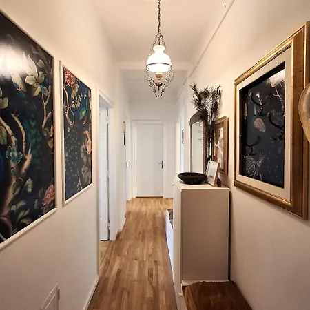 Apartament In Art Quarter